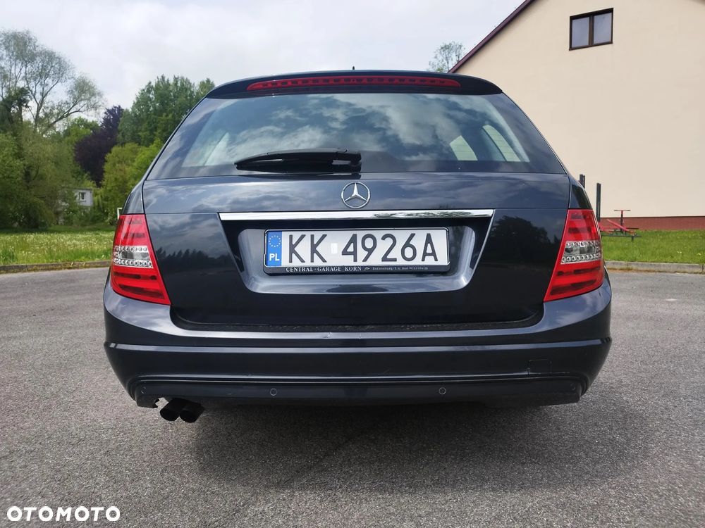 Mercedes-Benz Klasa C 200 CDI BlueEff Avantgarde - 8