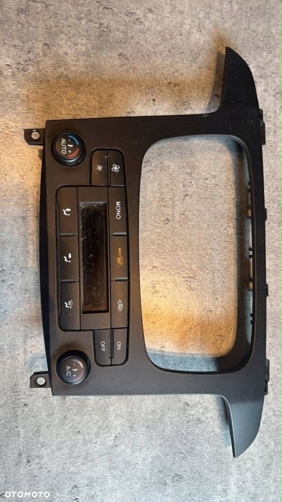 ramka radia z panelem klimatyzacji ford s-max mk1 lift - 1