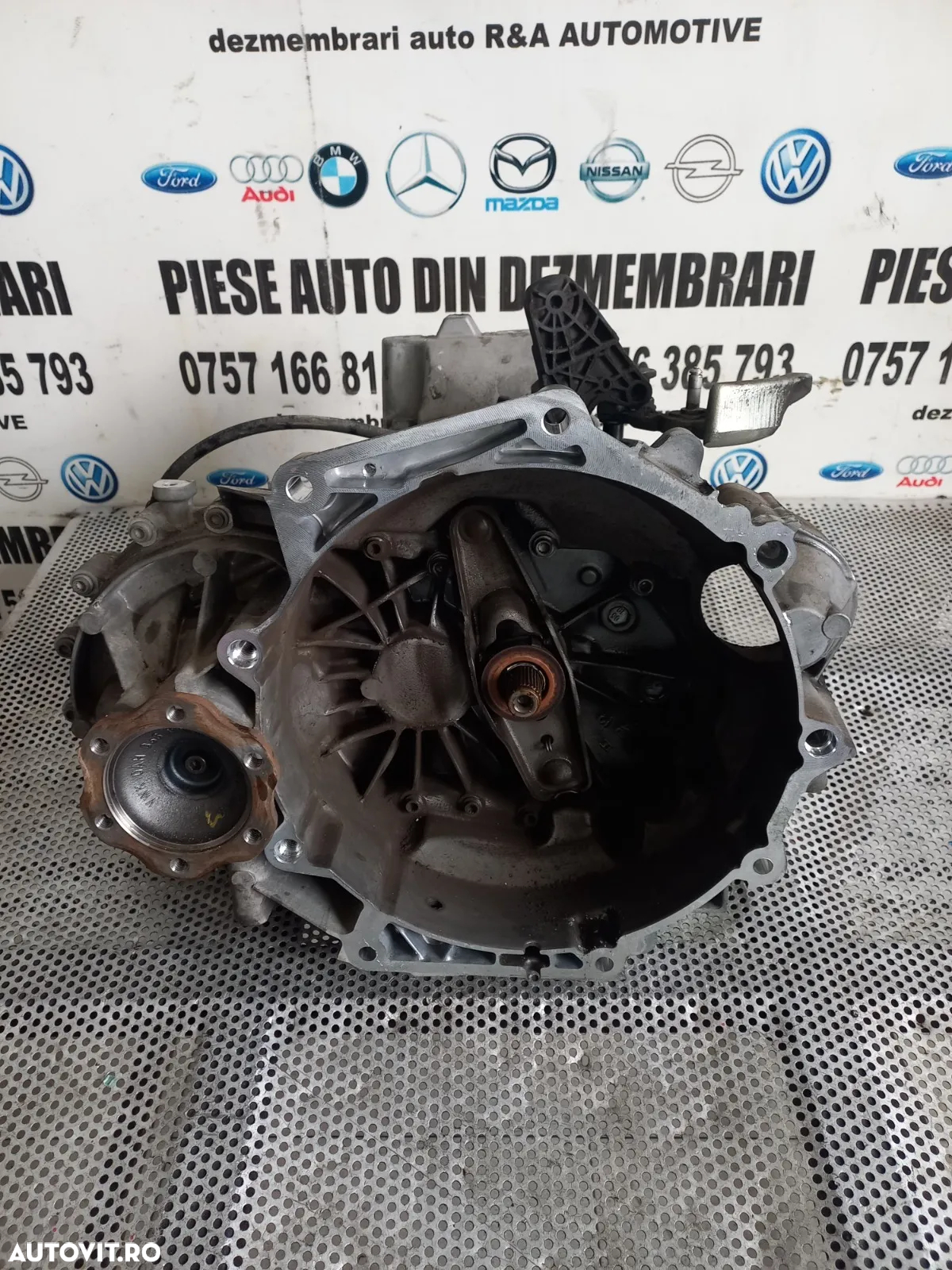 Cutie Viteze Manuala Vw Seat Skoda Audi 1.0 TSI TFSI Cod UFB T-Roc T-Cross Q2 Kamiq Fabia Karoq Ateca Polo Golf 7 Etc. Sub 50.000 Km - Dezmembrari Arad - 2