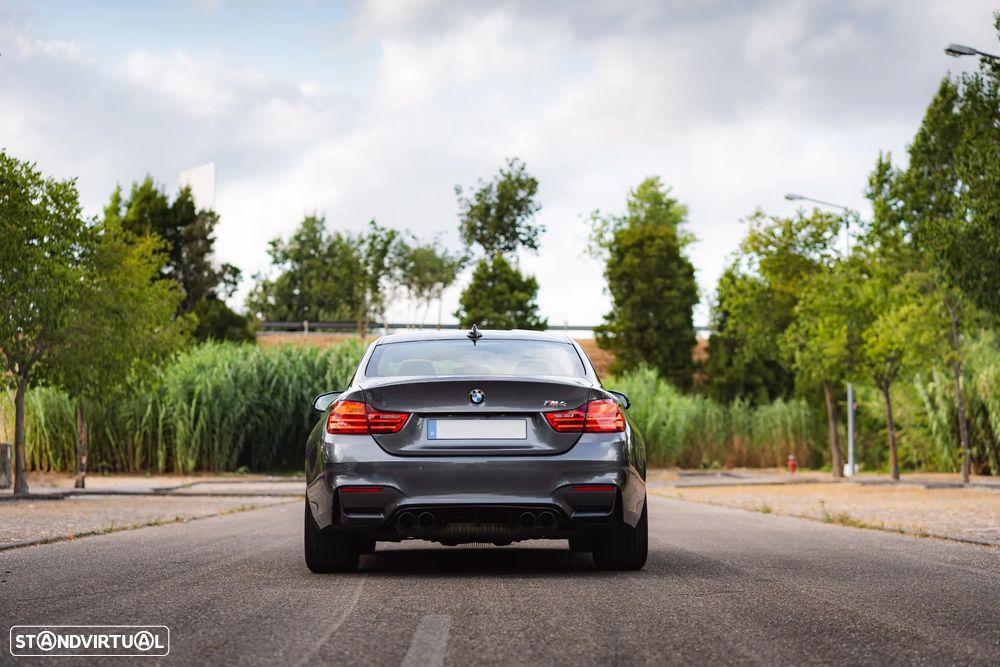 BMW M4 Coupe DKG - 7