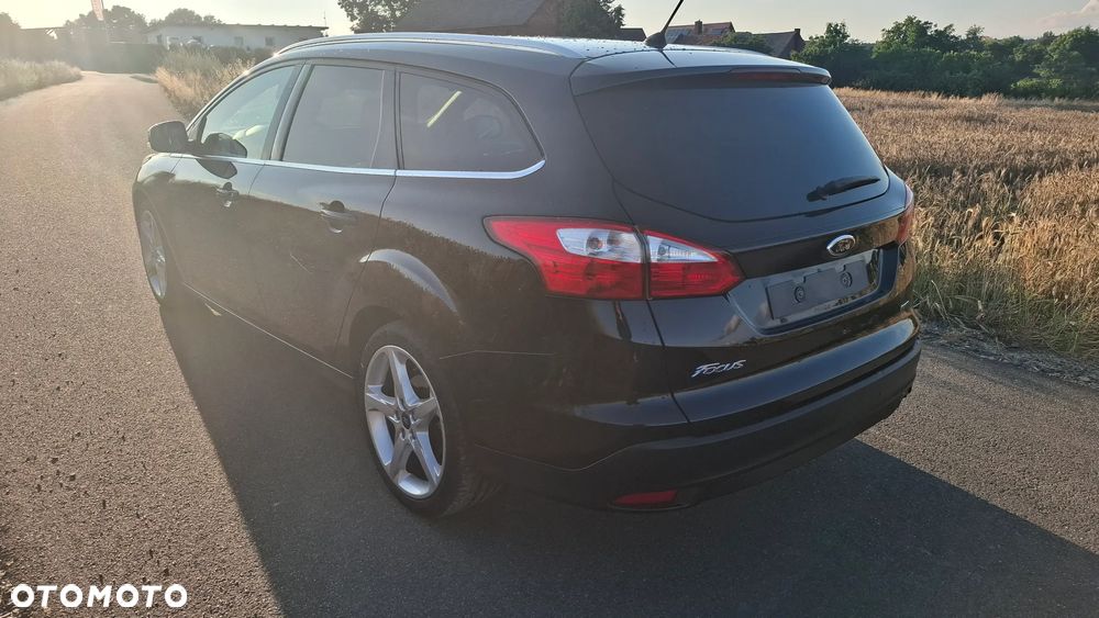 Ford Focus 1.6 EcoBoost Edition - 19