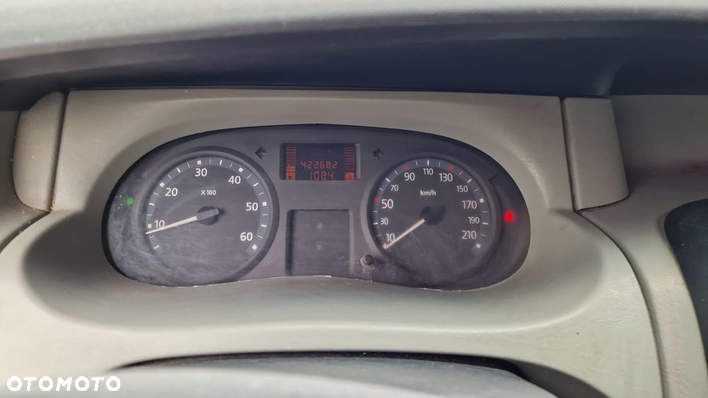 Renault Trafic - 6