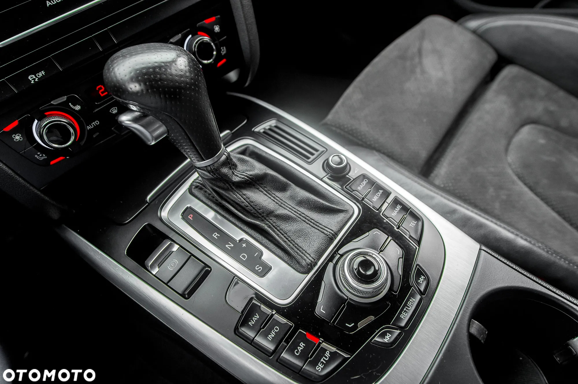 Audi A4 Avant 2.0 TFSI quattro S tronic S line Sportpaket - 34
