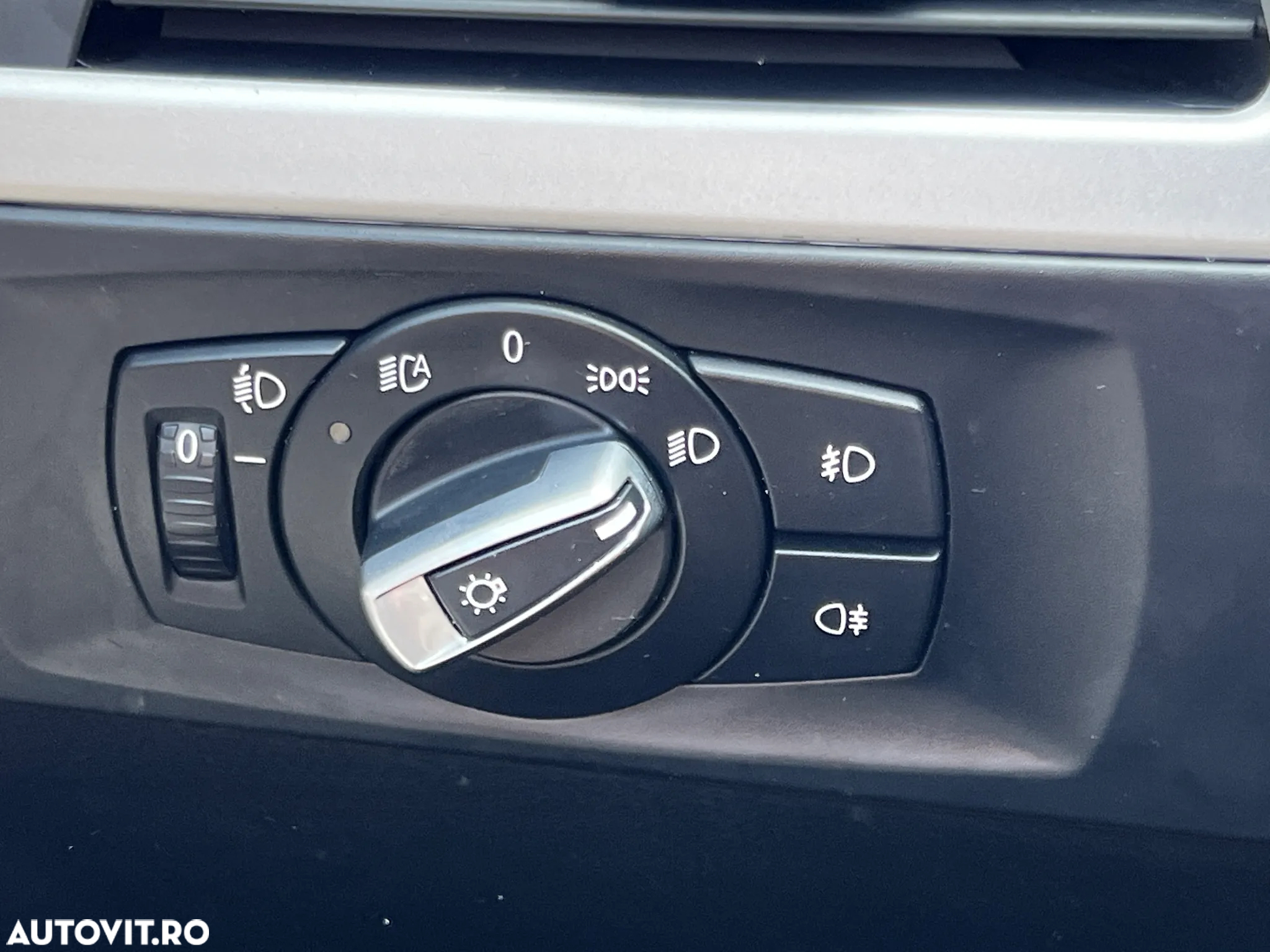 BMW Seria 3 320d Aut. - 14