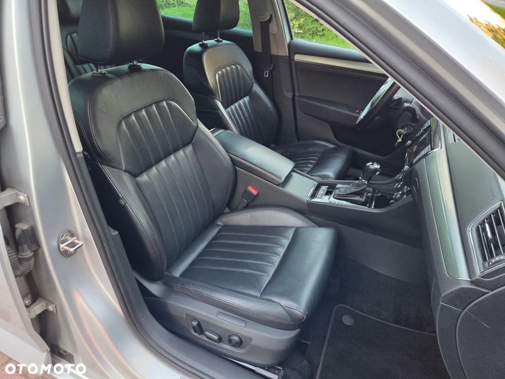 Skoda Superb 2.0 TDI Style DSG - 14