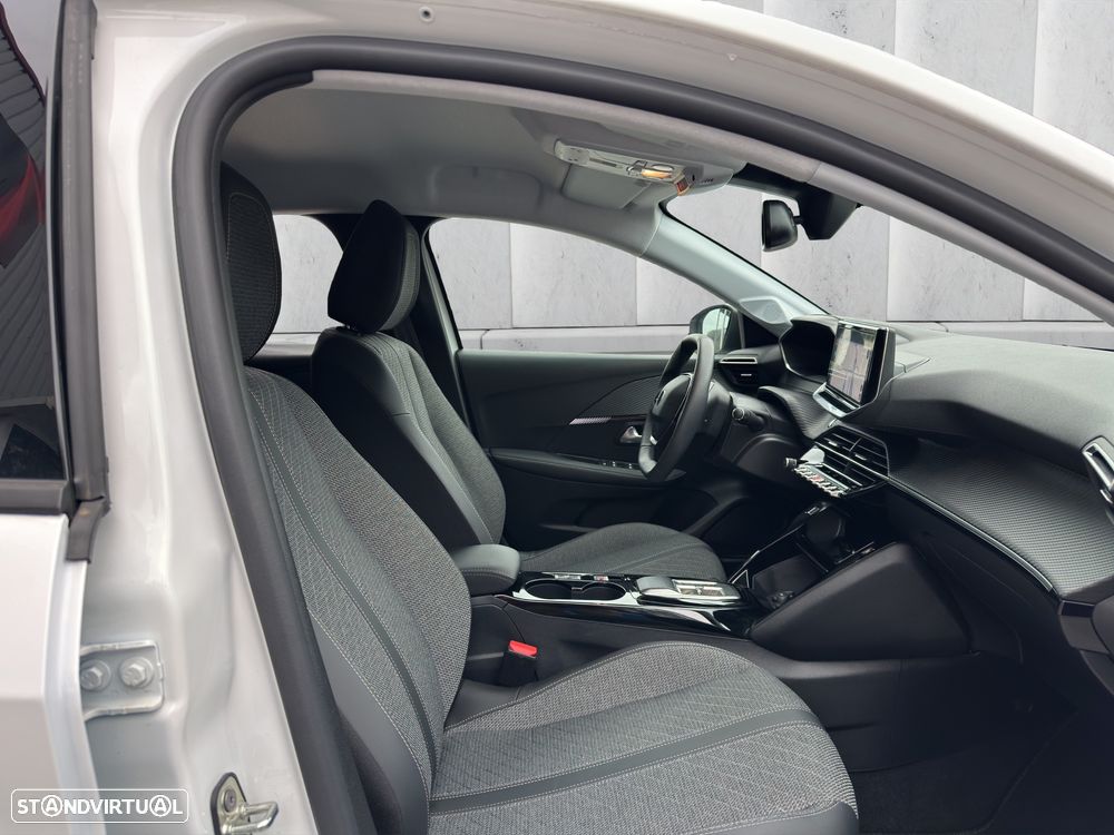Peugeot e-208 50 kWh Allure - 13