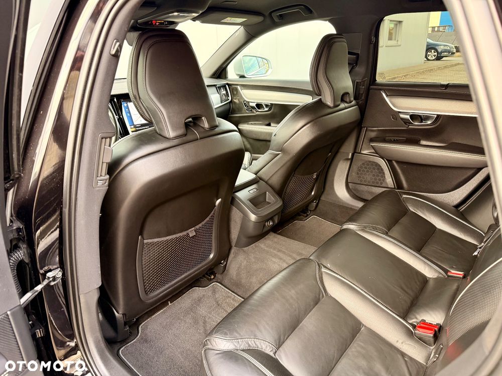 Volvo V90 T4 R-Design - 31