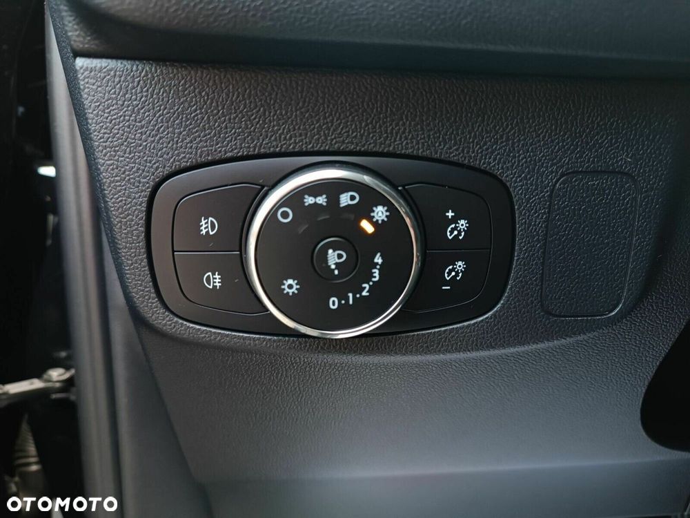 Ford Focus 1.5 EcoBlue Titanium X - 24