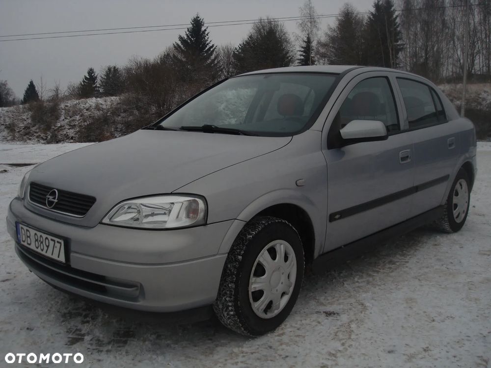 Opel Astra 1.6 Edition - 9