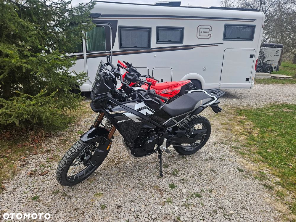 CFMoto MT - 3