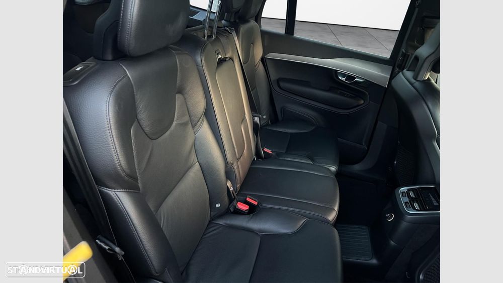 Volvo XC 90 2.0 T8 PHEV Momentum Plus AWD - 12