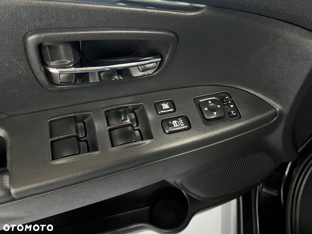 Mitsubishi ASX - 25