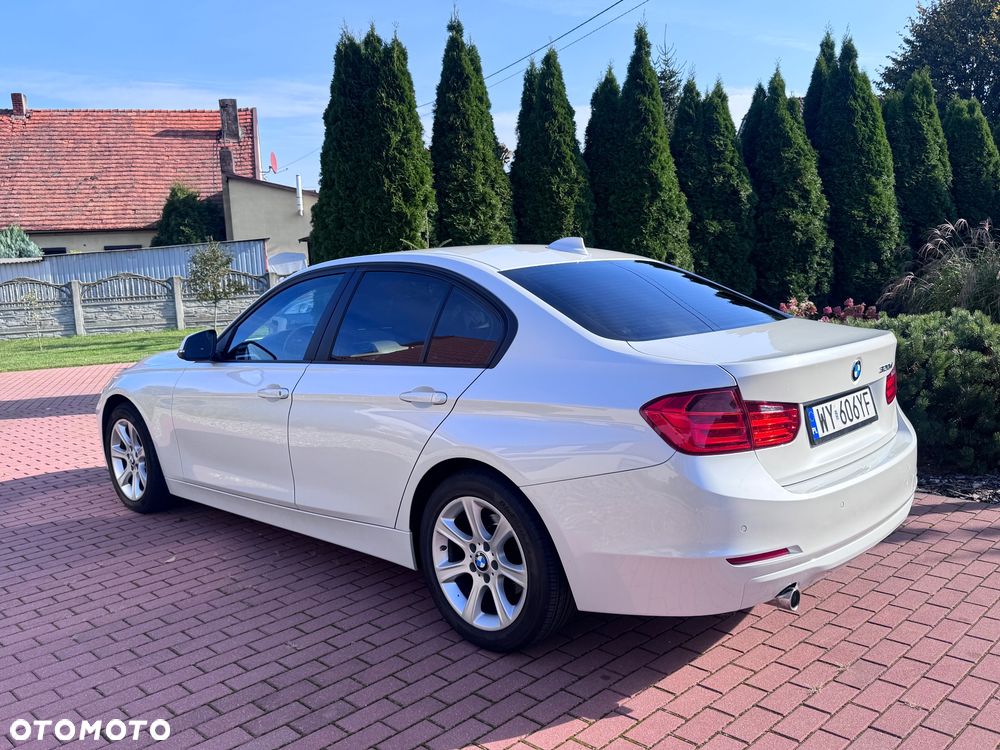 BMW 3 Series 2014 photo 4
