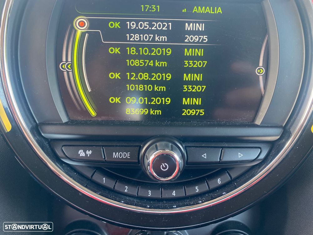 MINI 3 Portas Cooper D Auto - 11