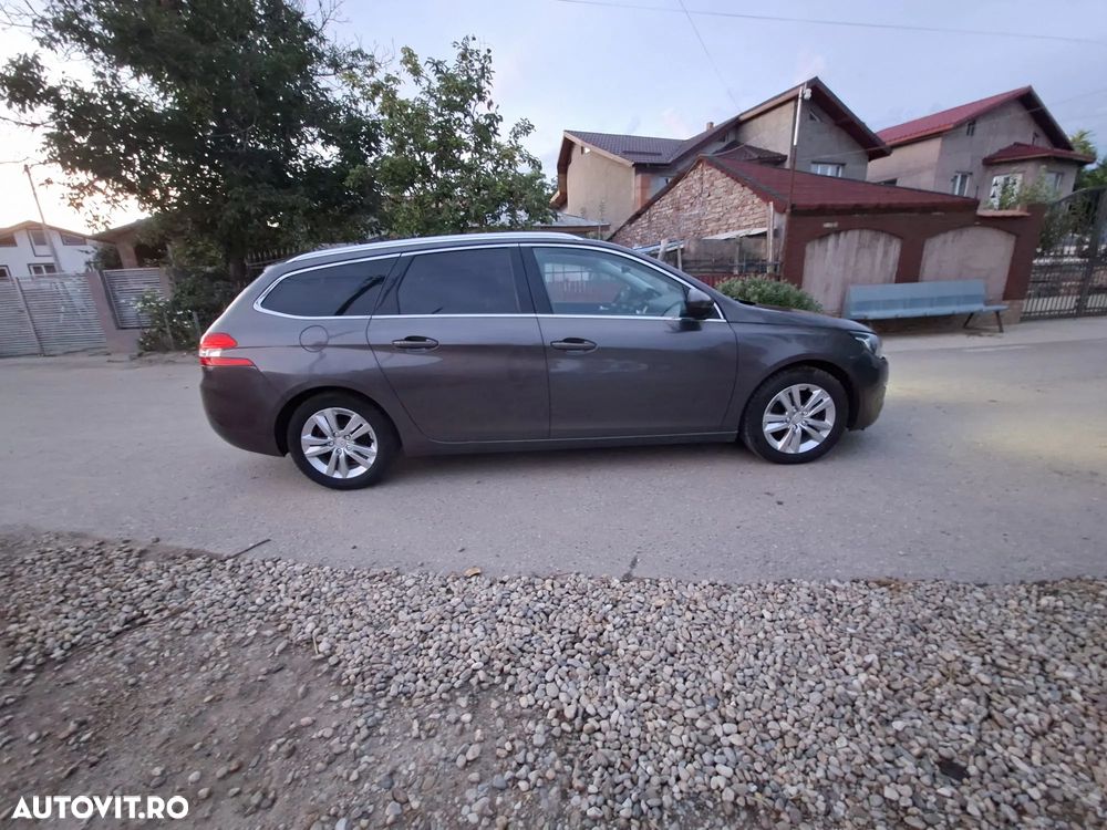 Peugeot 308 BlueHDi 120 Stop & Start Niveau 2 Business-Line - 4