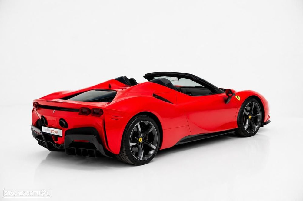 Ferrari SF90 Spider - 2