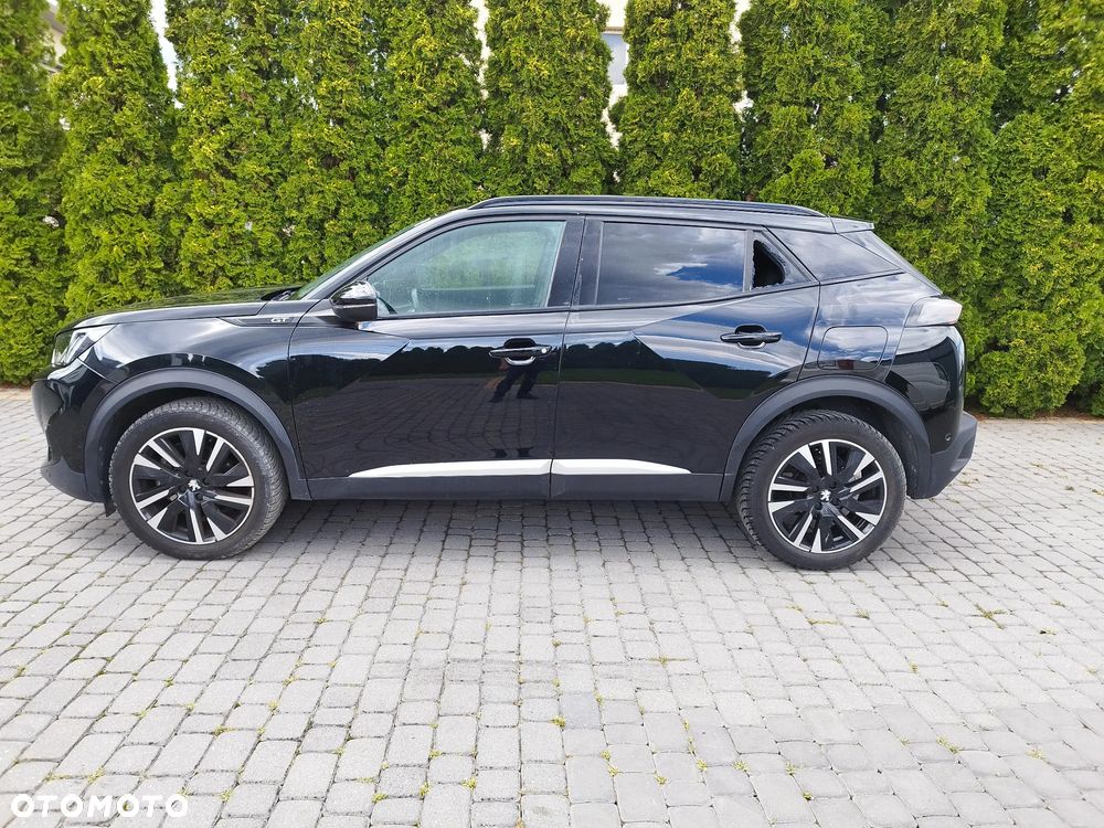 Peugeot 2008 PureTech 155 EAT8 GT - 3