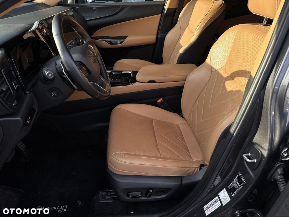 Lexus NX 350h Omotenashi AWD - 13