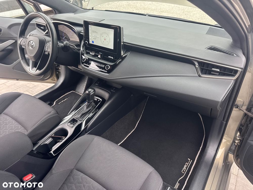 Toyota Corolla 2.0 Hybrid Comfort - 33