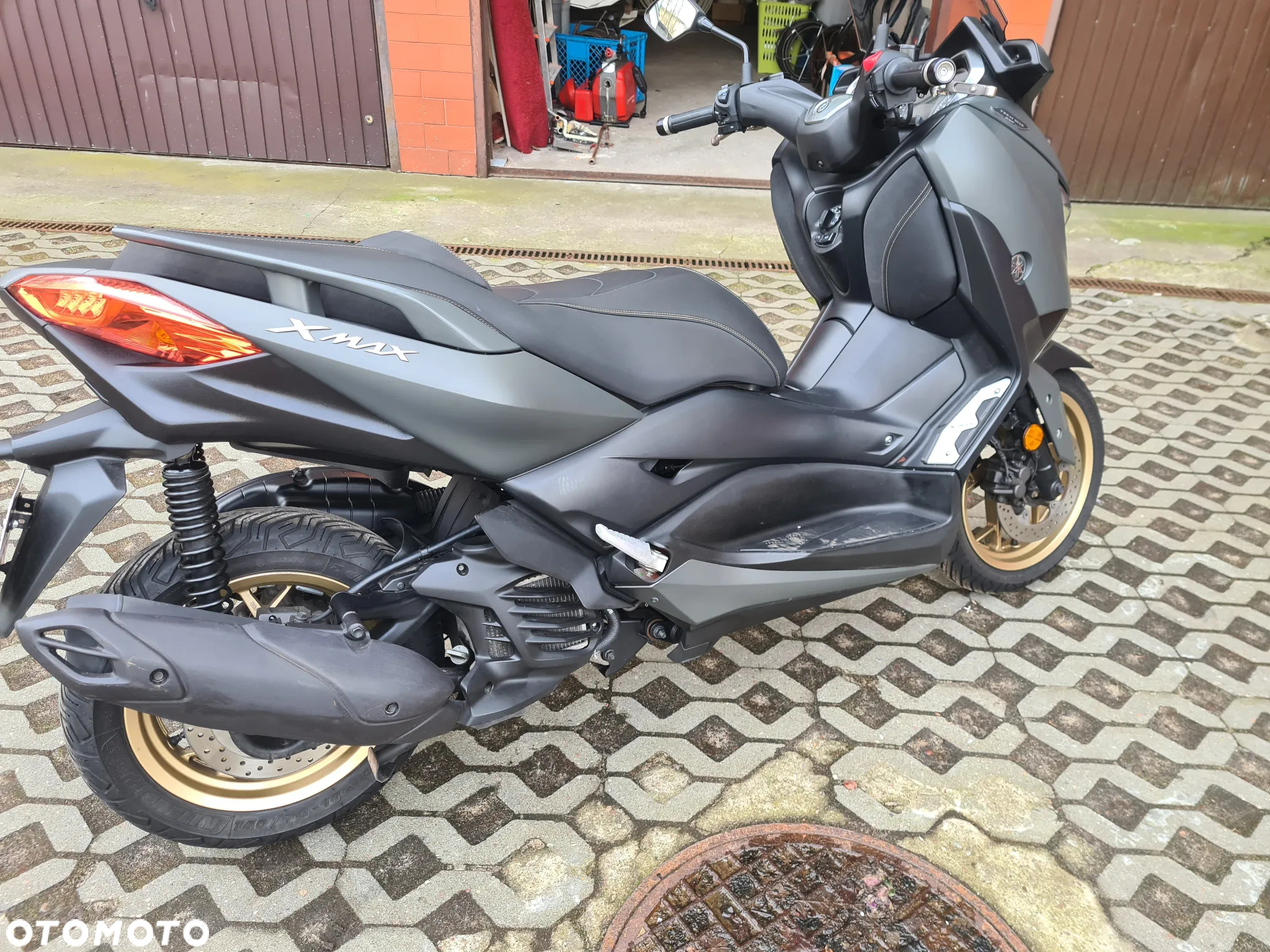 Yamaha X-max - 6