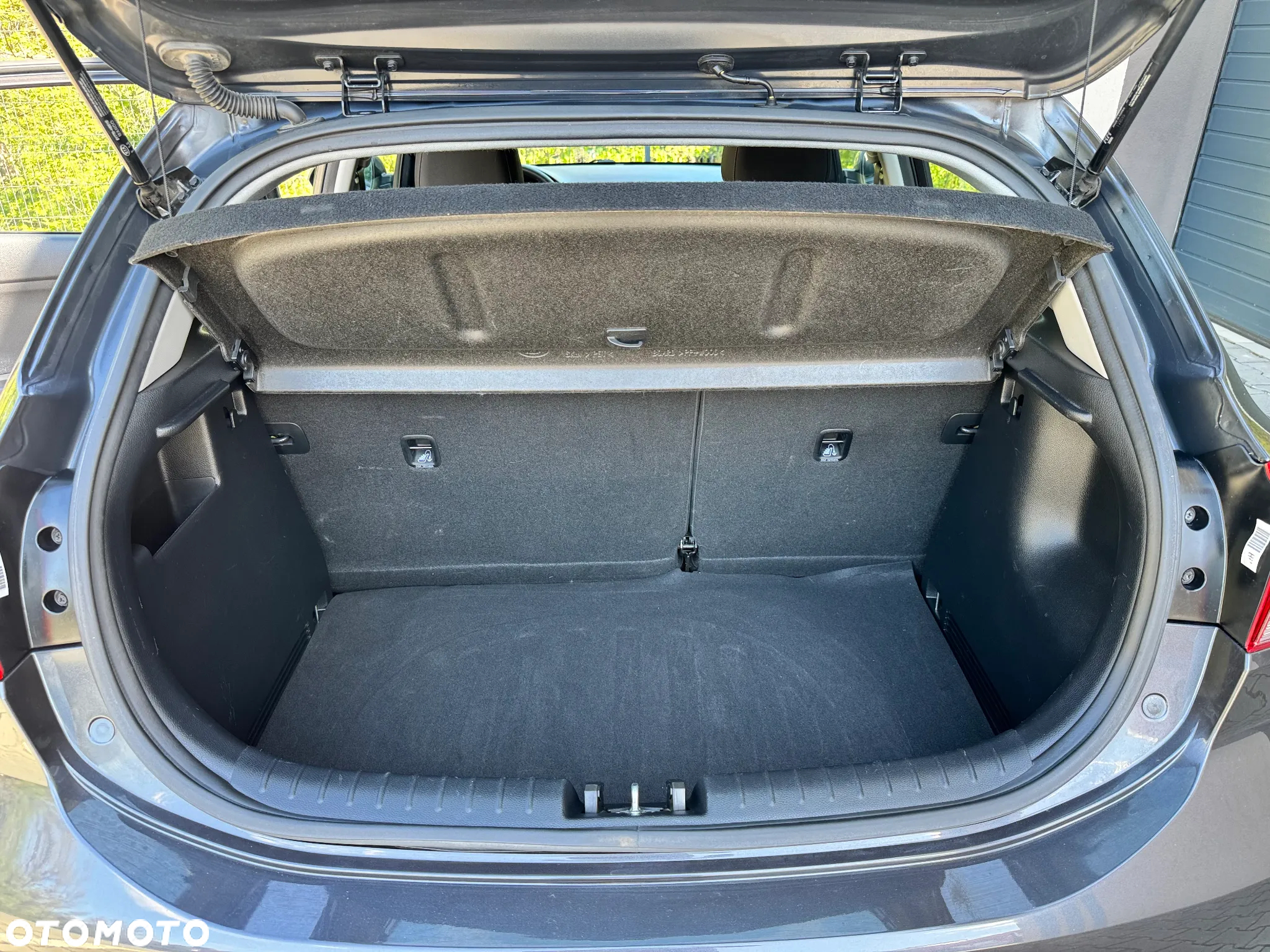 Kia Rio 1.2 Edition 7 - 11