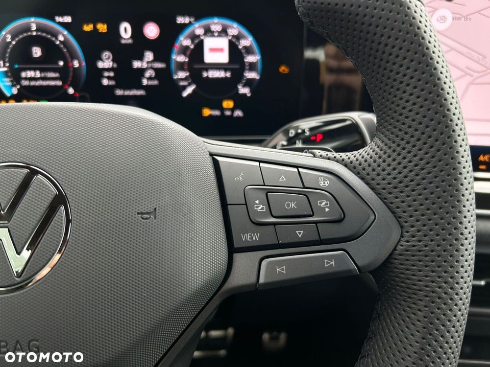 Volkswagen Tiguan - 16