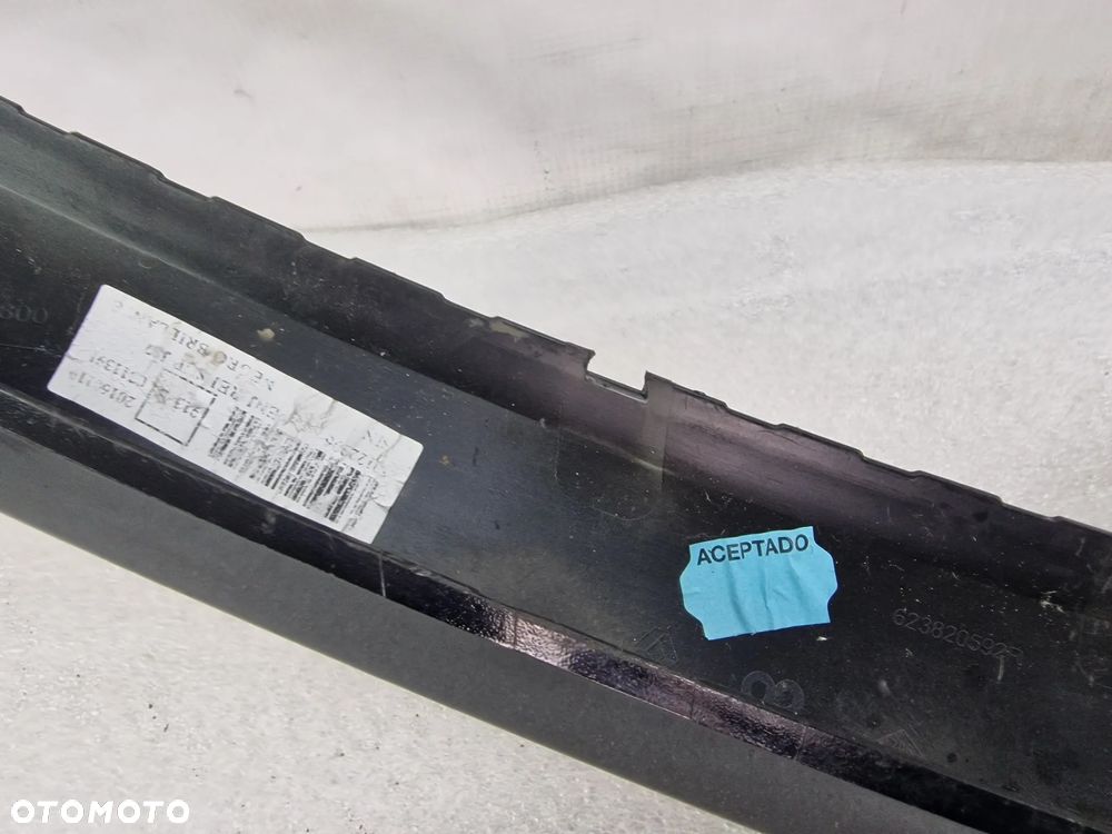 RENAULT CAPTUR I 12- CZARNY CHROM / DEKOR  ATRAPY / GRILLA PRZEDNIEGO PRZÓD , NR 623820592R , NR AUKCJI GL810 - 15