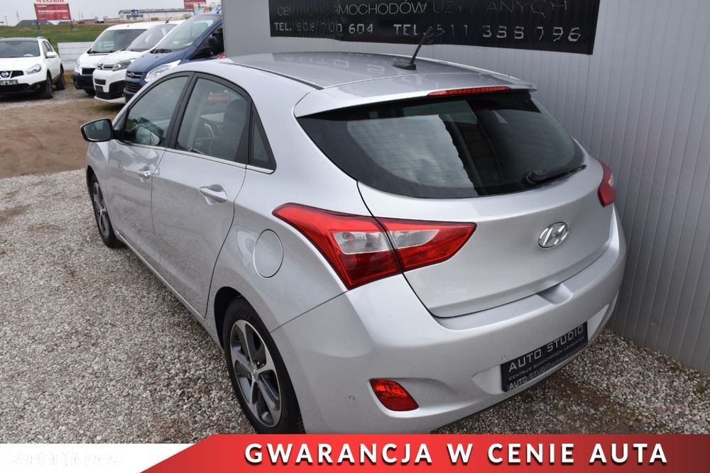 Hyundai i30 1.6 CRDi Fifa World Cup Edition - 34