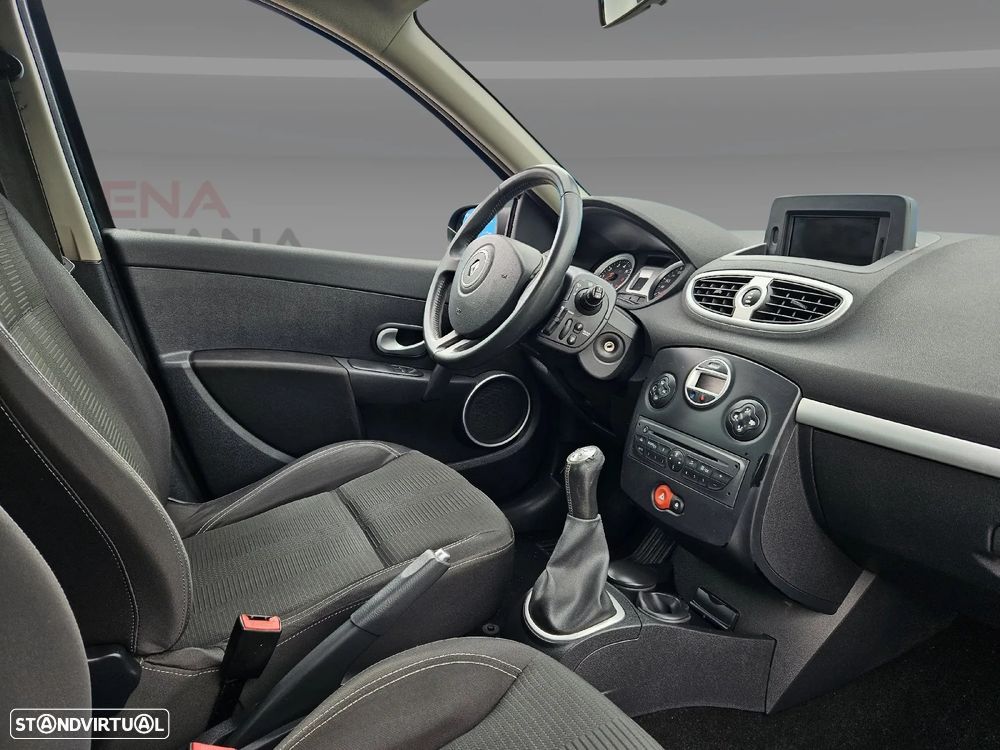 Renault Clio 1.2 16V Dynamique - 20