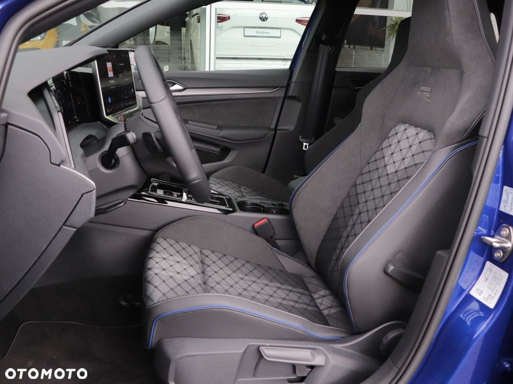 Volkswagen Golf - 12