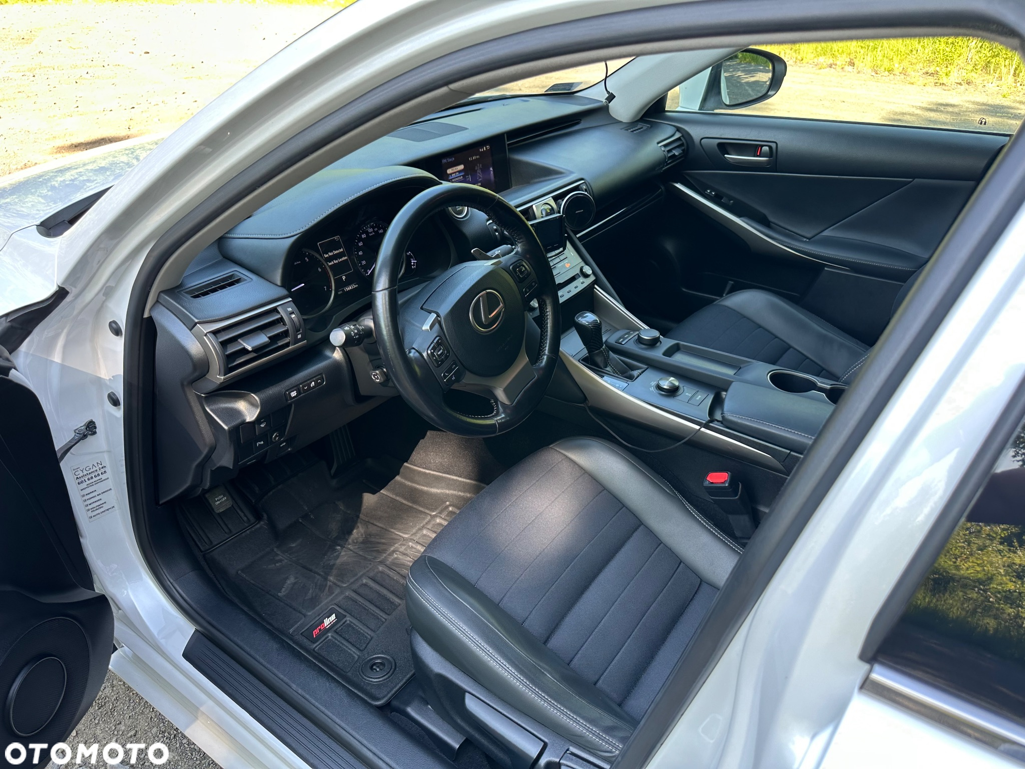 Lexus IS 200t Elegance - 9