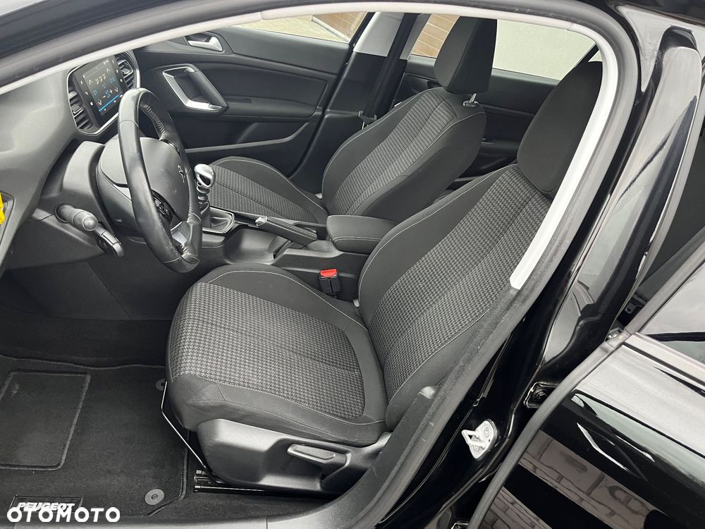 Peugeot 308 1.5 BlueHDi Active S&S - 17