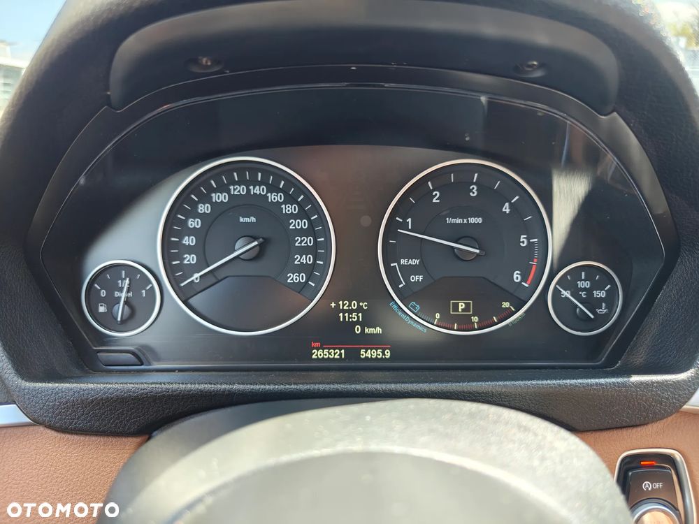BMW Seria 3 318d Luxury Line - 17
