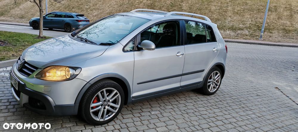 Volkswagen Golf Plus 1.9 TDI Cross - 15
