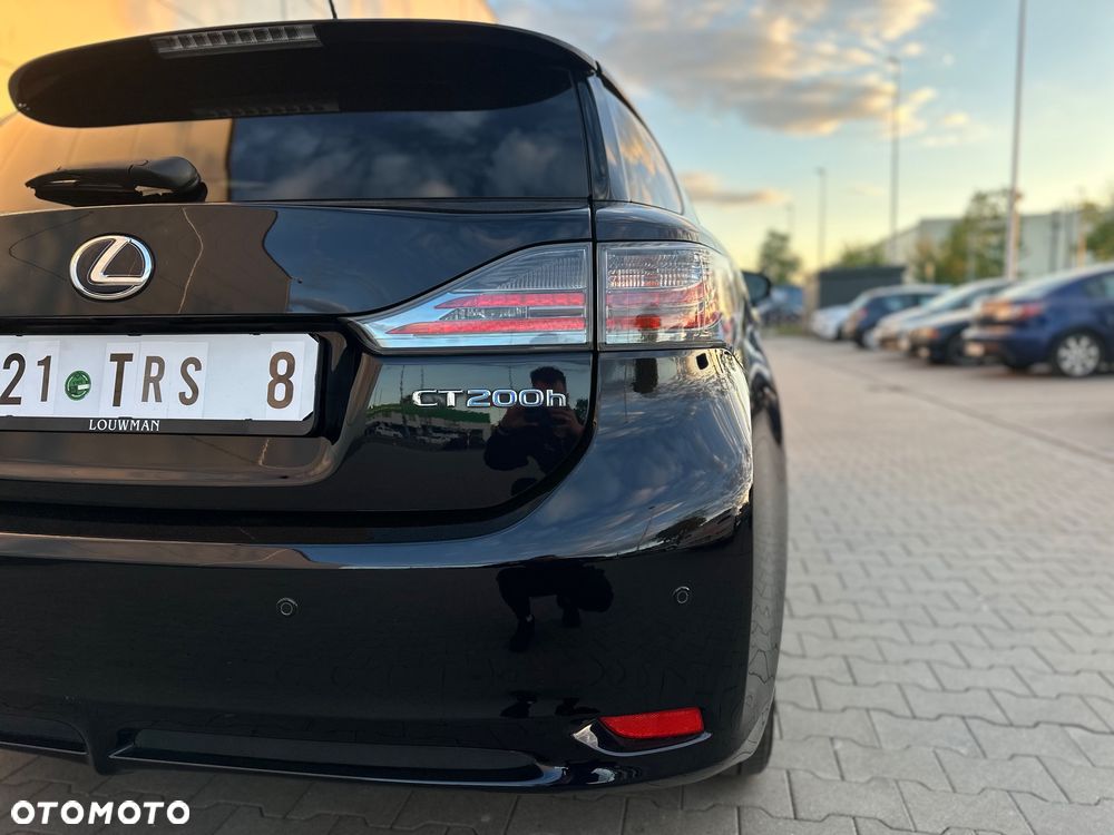 Lexus CT 200h Prestige - 16