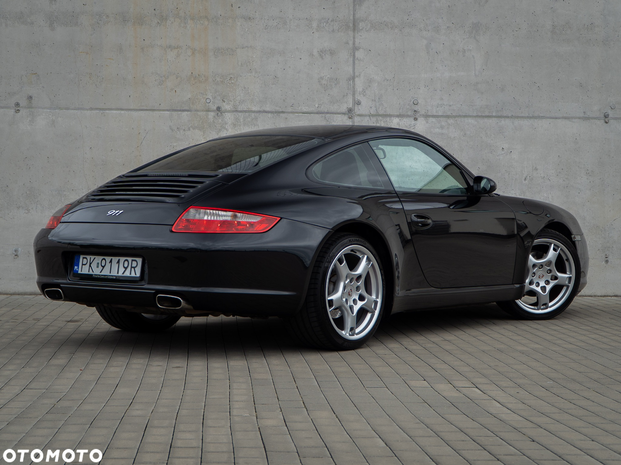 Porsche 911 Carrera Tiptronic S - 8