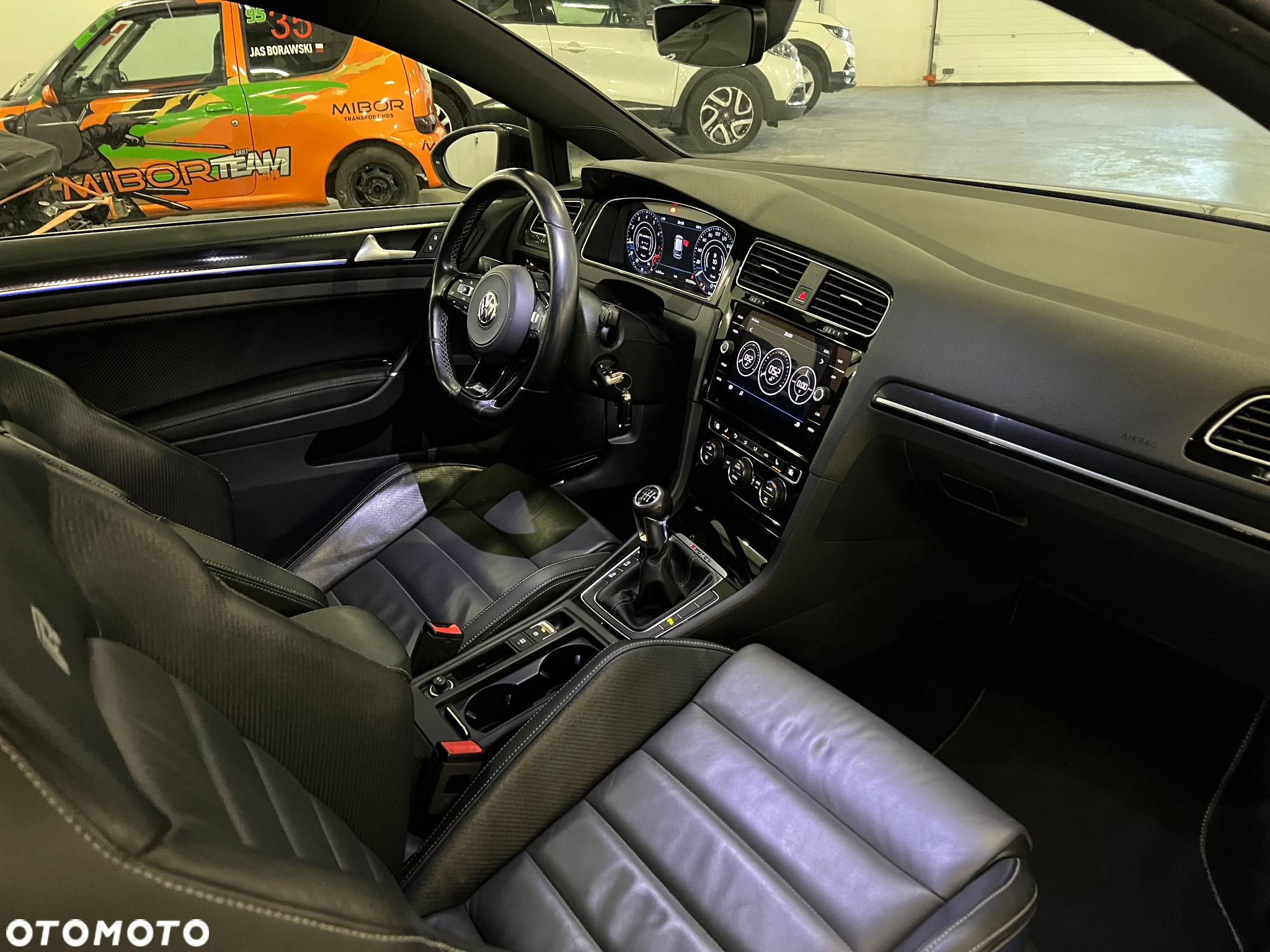 Volkswagen Golf R 4Motion (BlueMotion Technology) - 22