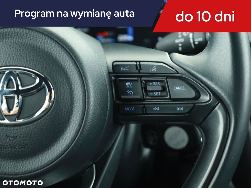 Toyota Yaris Cross - 18