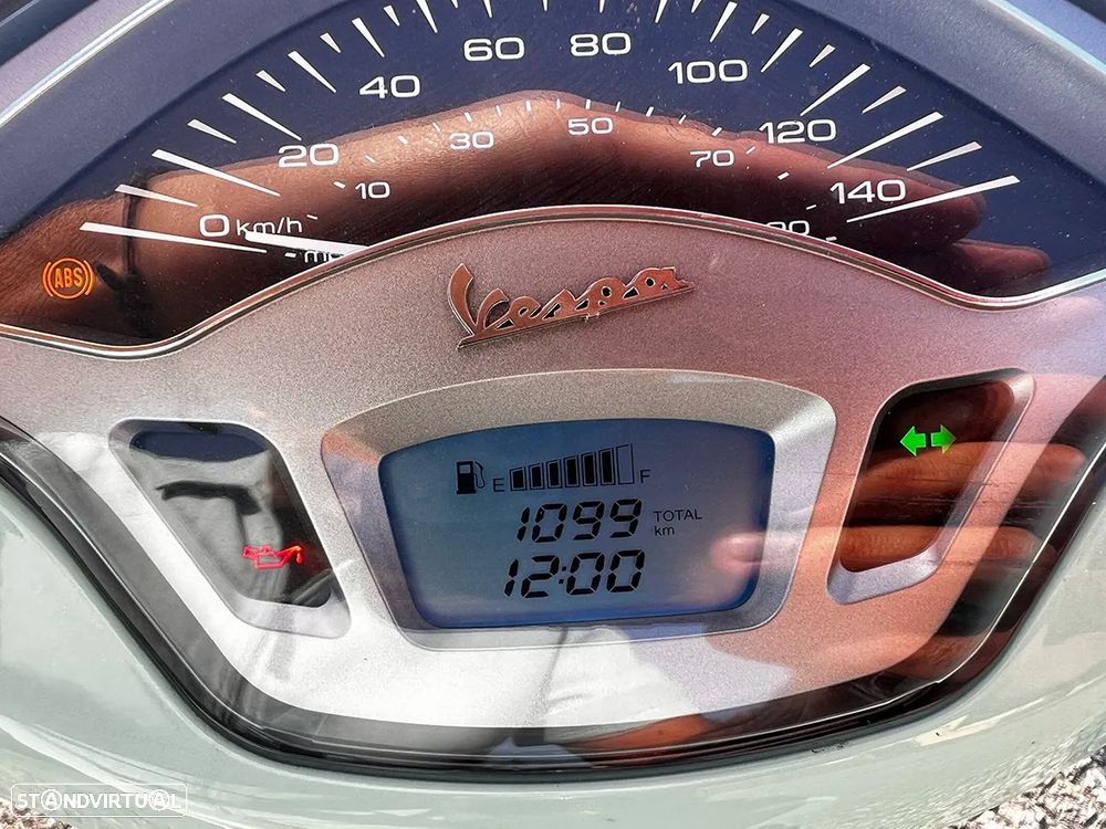 Piaggio Vespa Primavera - 10
