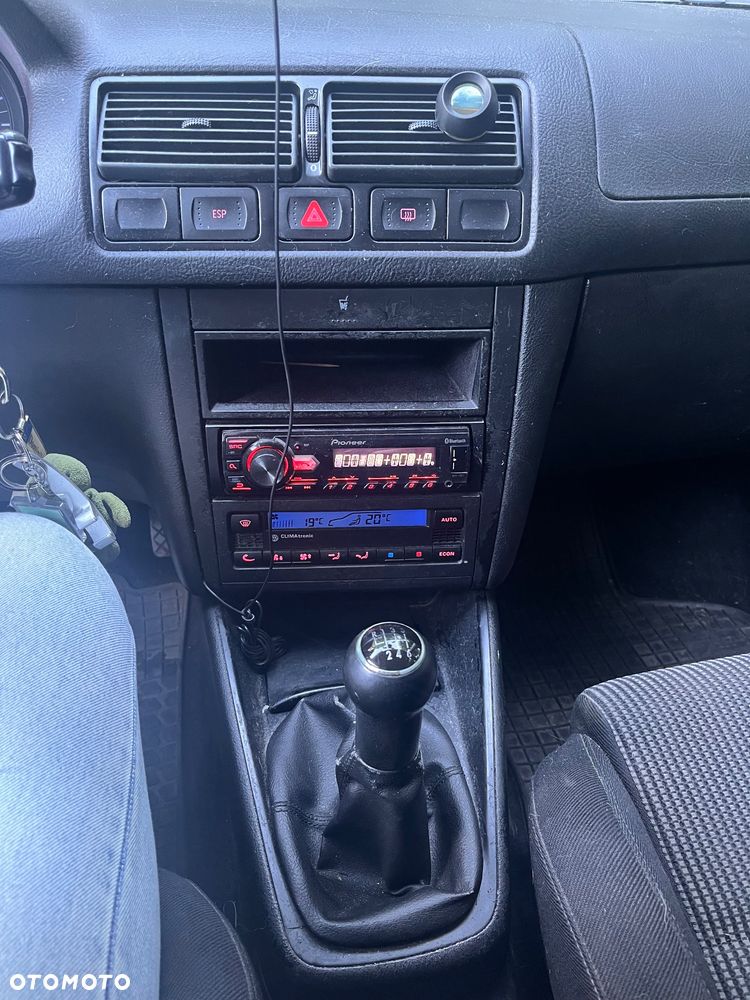 Volkswagen Golf 1.9 TDI Trendline - 11