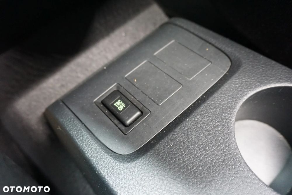 Toyota Corolla Verso 1.6 Luna - 28