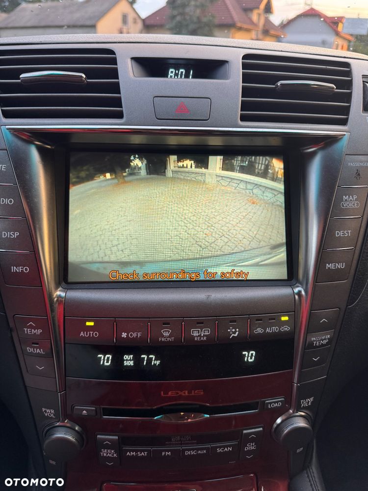 Lexus LS 460 Elite - 15