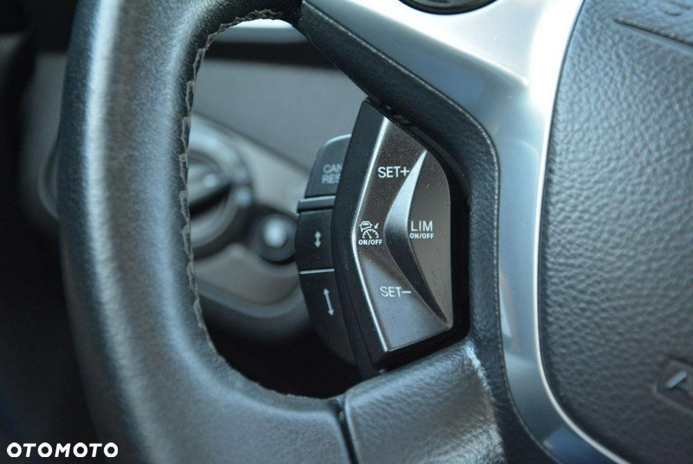 Ford Kuga 2.0 TDCi 4x4 Individual - 22