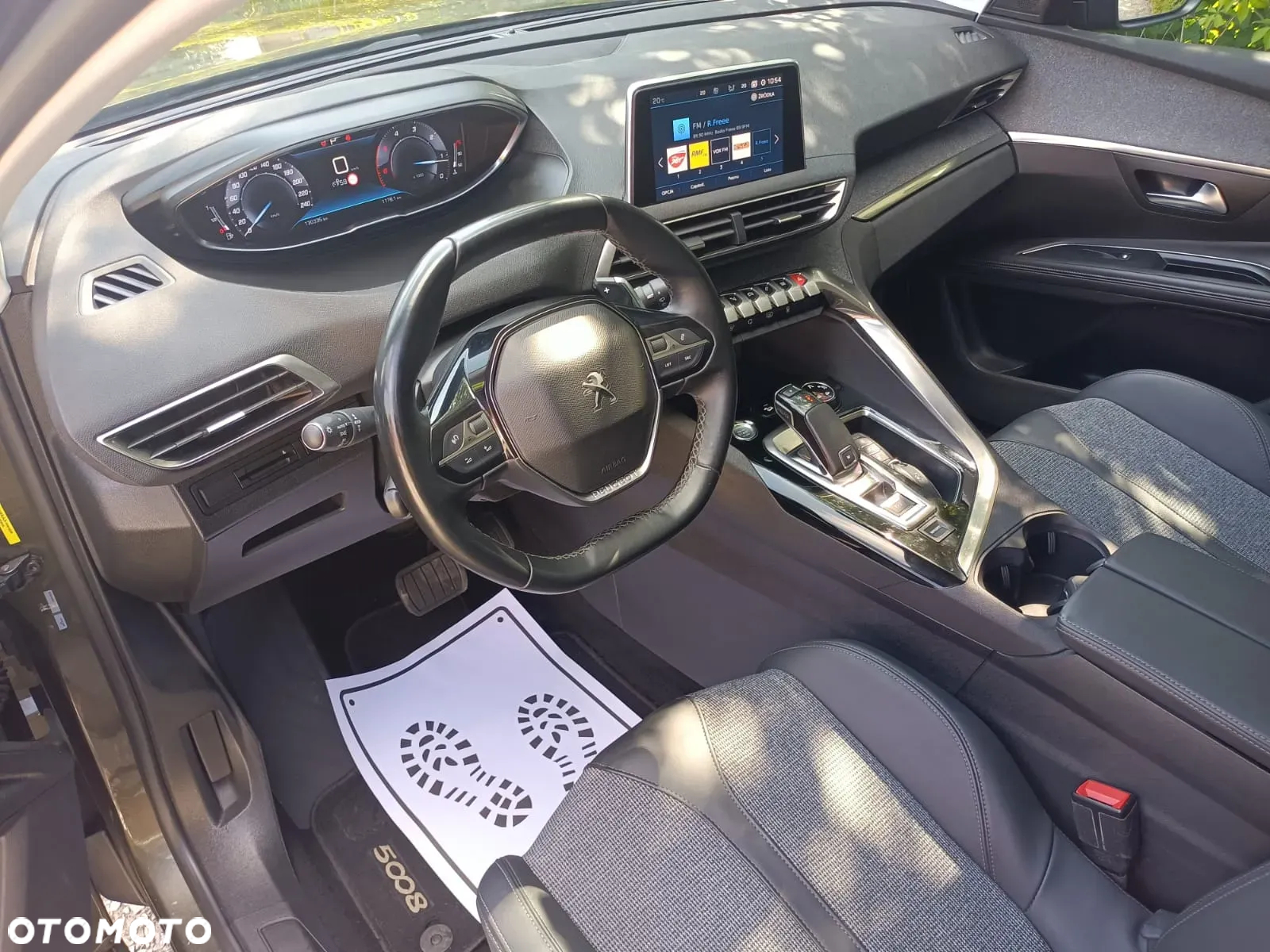 Peugeot 5008 - 19