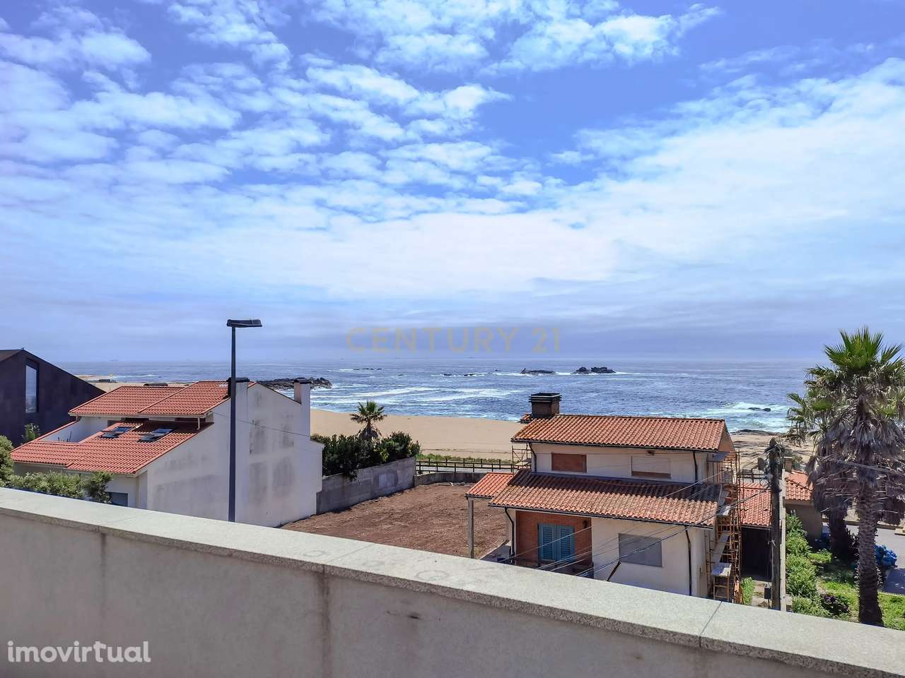 Venda de propriedade raiz de T1 com Vista Mar em Matosinhos - COM RESE - Grande imagem: 2/24