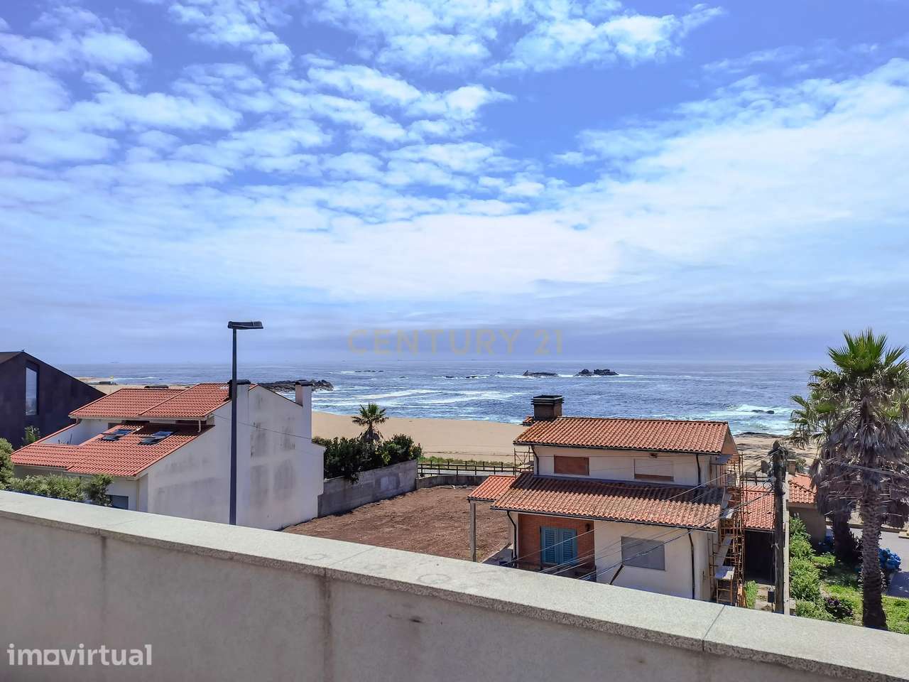 Venda de propriedade raiz de T1 com Vista Mar em Matosinhos - COM RESE - Grande imagem: 2/24