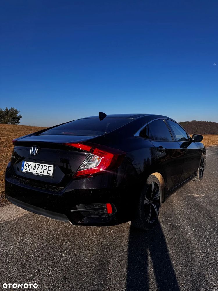 Honda Civic 1.5 T Elegance - 10