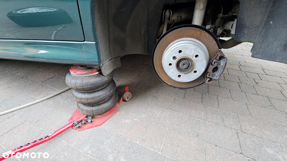 BMW Seria 5 - 24