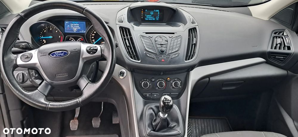 Ford Kuga 2.0 TDCi 4x4 Business Edition - 22