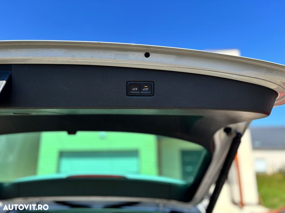 Volkswagen Tiguan 2.0 TDI 4Mot Highline - 7